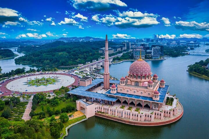 Putrajaya Private Tour From Kuala Lumpur