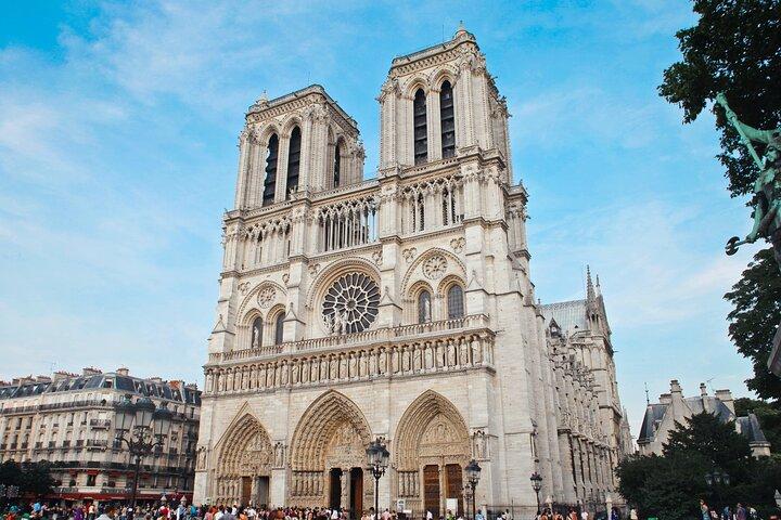 Paris On Your Own from Le Havre Port with Round Trip Bus Transfer