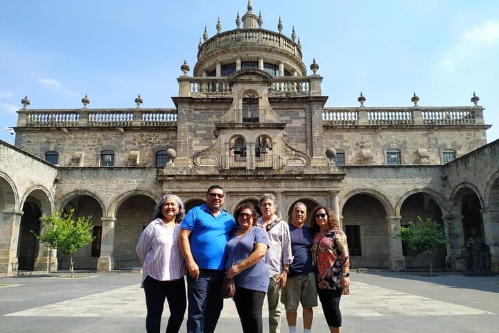 Guadalajara Walking Tour: History, Murals and Local Market