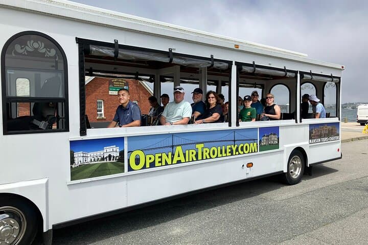 Newport Open Air Trolley Tour (Ages 8+ only)