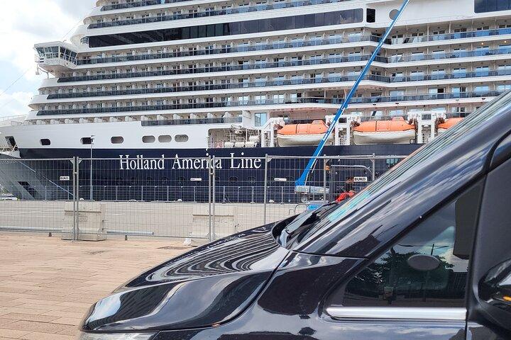 Private Minivan Transfer from Rotterdam