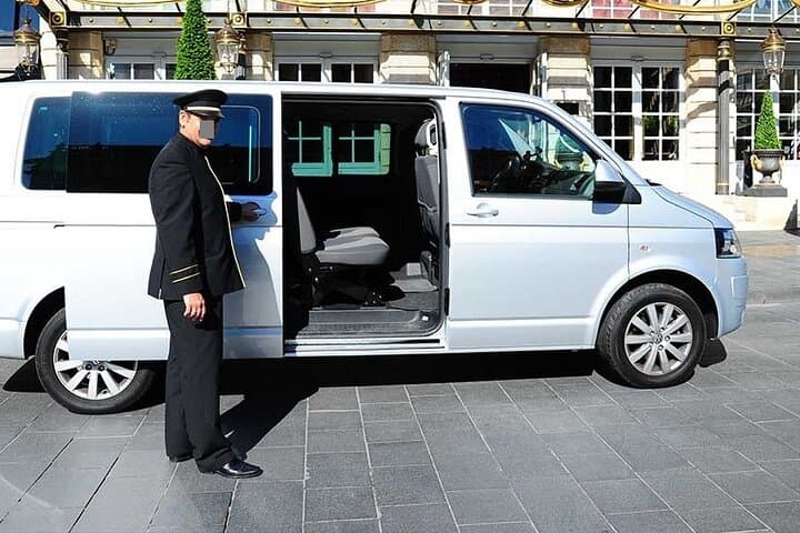 Private Transfer - Port Hercule to Nice Côte d'Azur Airport (NCE)