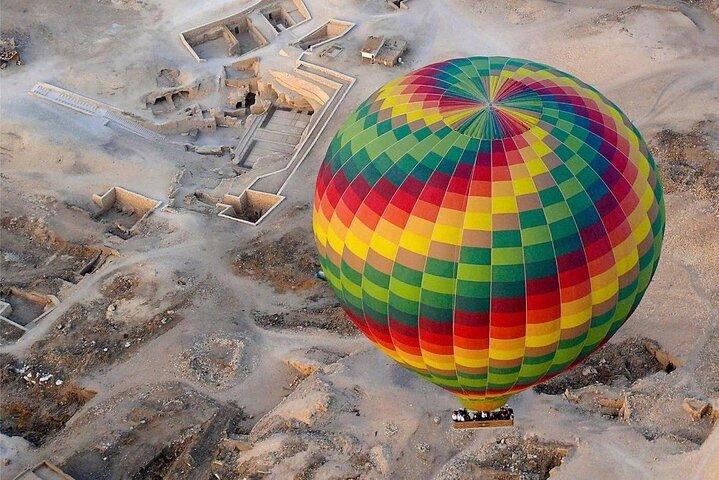 Sunrise Balloon Flight & private luxor tour &Sunset Felucca Ride