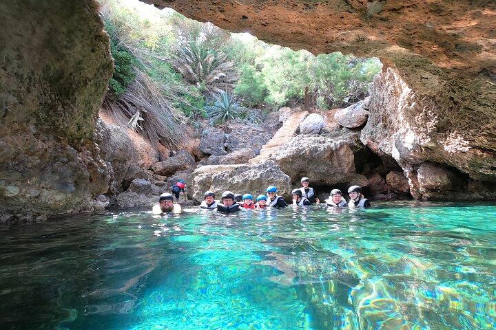 Mallorca: Kayaking, Sea Cave, Cliff Jumping & Snorkel Tour