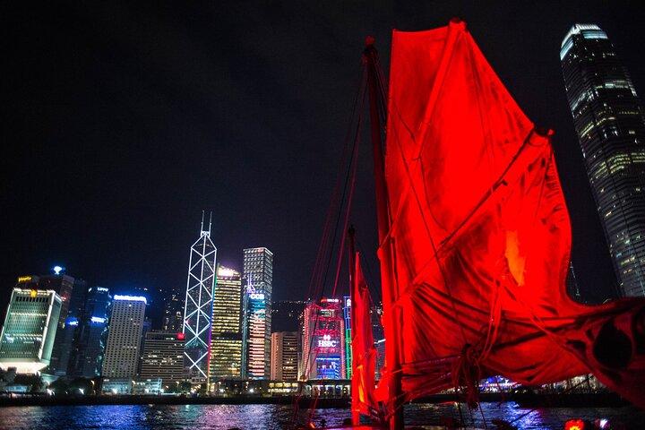 Hong Kong: Dukling , Antique Boat Tour in Victoria Harbour
