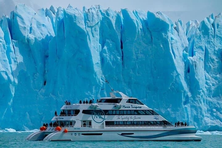 Full Day on Board Maria Turquesa Cruise and Perito Moreno Glacier
