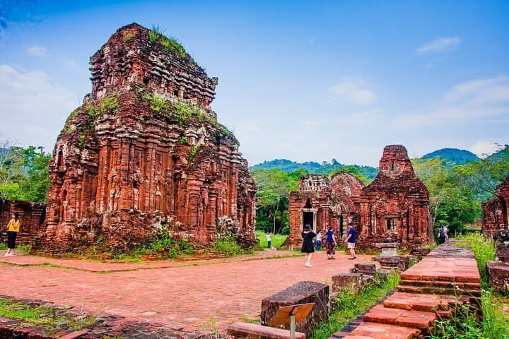 My Son Sanctuary & Thu Bon River Cruise from Hoi An