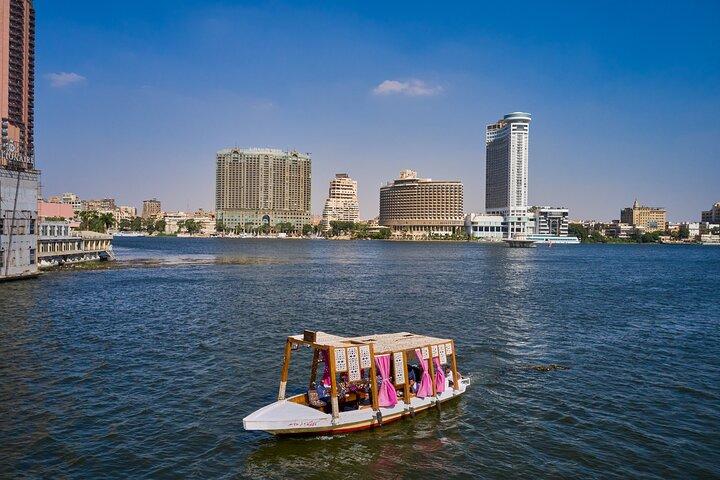 Cafelluca, private 5 star Felucca, 2 hours nile ride with drinks