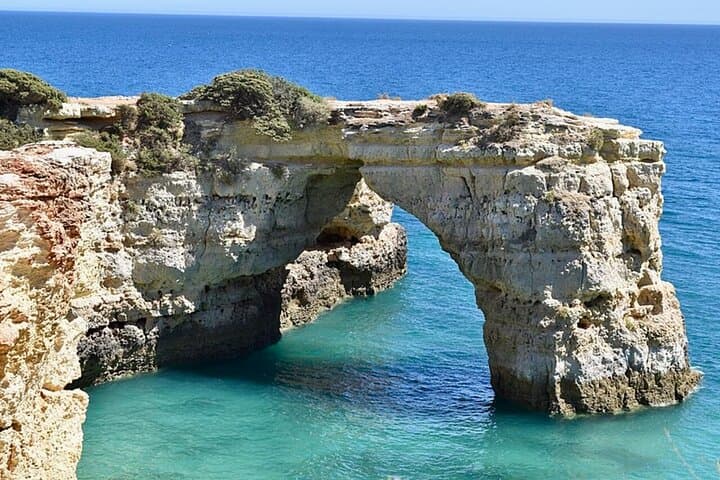 Algarve to Lisbon One Way Trip Up to 4 Stops