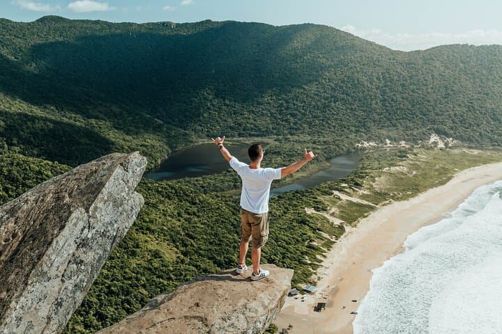 Lagoinha do Leste Hiking and Photography Tour in Florianopolis