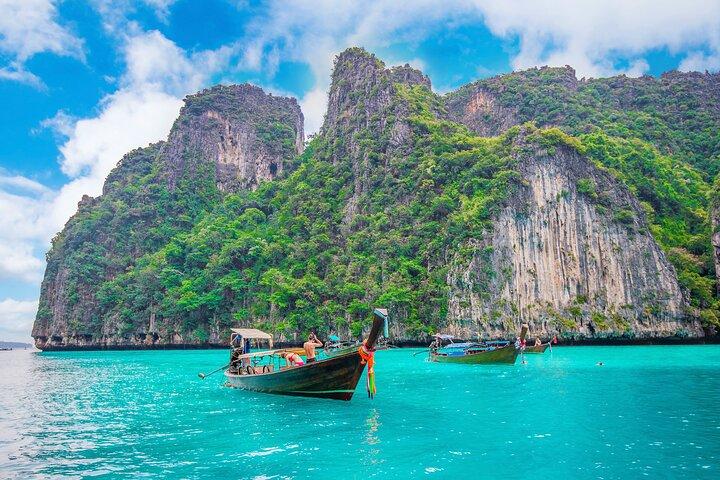 Phi Phi One Day Tour by Speed Boat from Ao Nang, Krabi