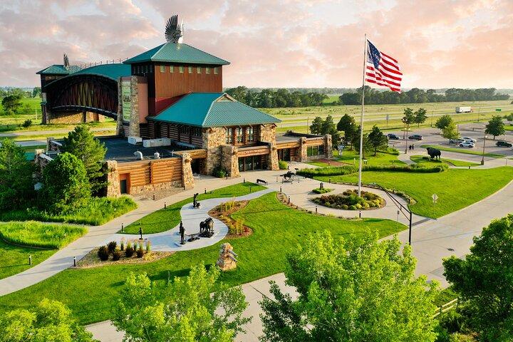 Great Platte River Road Archway Monument