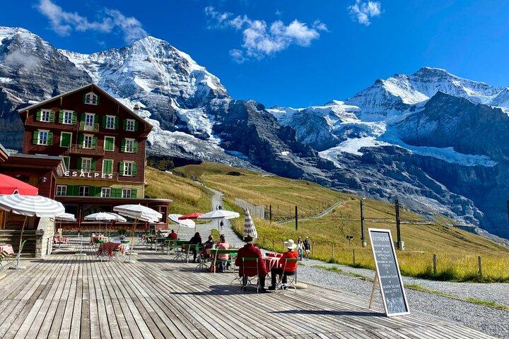 Lauterbrunnen, Jungfrau & Grindelwald Tour | From Bern