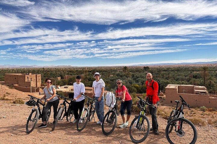guided tour of the Skoura palm grove by mountain bike