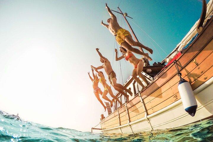 Capri Island Boat Tour with Snorkeling & Free Time | Small Group