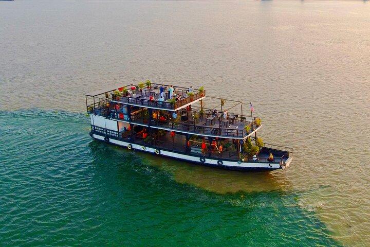 Sunset Cruise with unlimited beer & soft drinks -English speaking guide on board