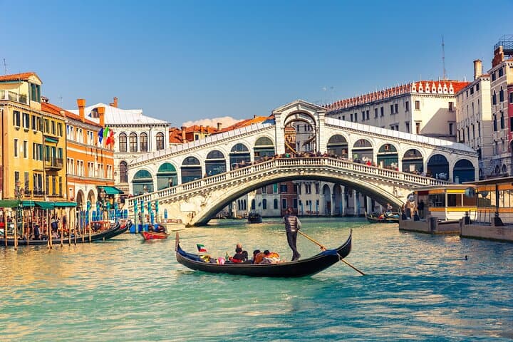 Deluxe Venice Tour from Ravenna Cruise Port with Canal Ride
