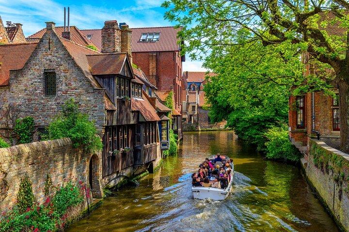 Deluxe Bruges Excursion and Canal Cruise from Cruise Terminal