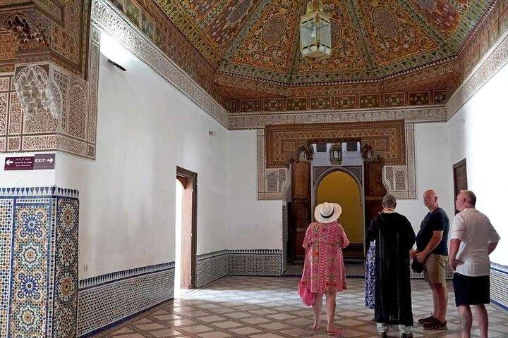 Private Photo Session in the Cult Places of Marrakech