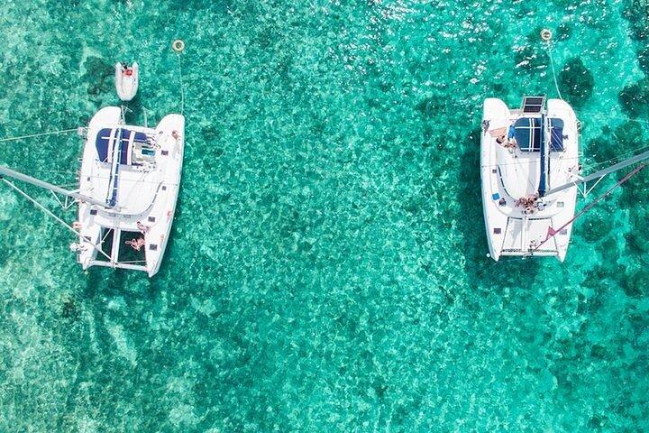 Mauritius: Ile Aux Cerfs Catamaran Tour with Lunch and Drinks