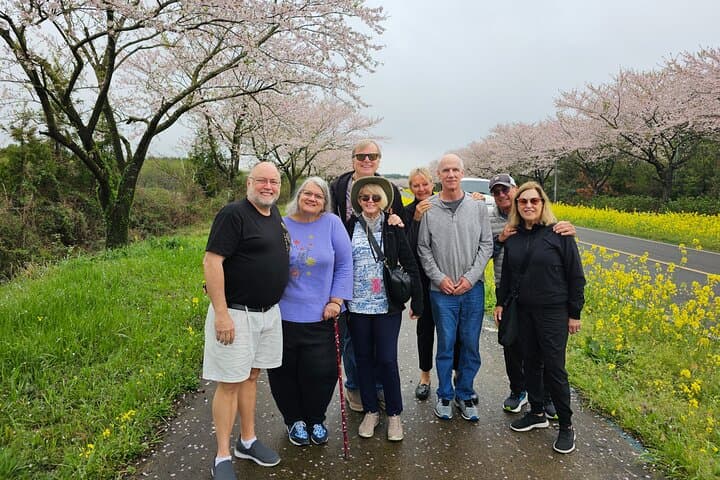 Private Jeju Customized Tour with Local Guide Mr.LEE Hong-min