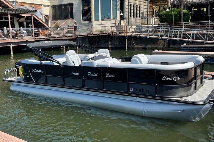 Lake Austin Private Boat - 2 Hour, Cooler, Swim, BYOB, Float Pad