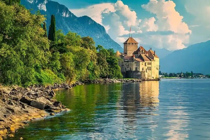 Montreux Sightseeing Private Walking Tour