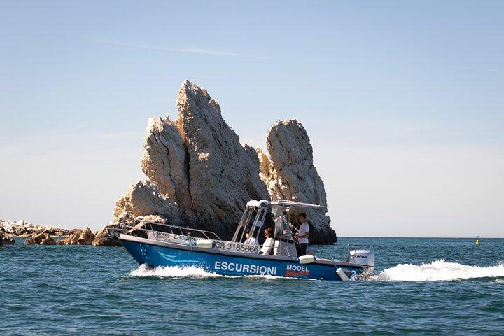 Numana : Shared boat rental for tours in the Conero Riviera
