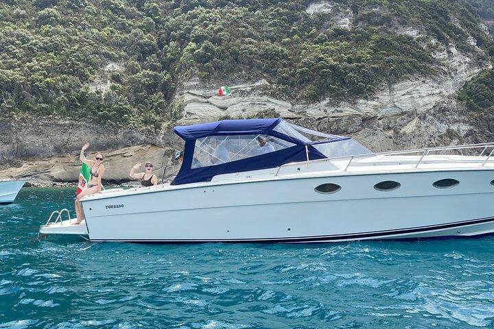 Private Tour Ischia Procida Capri Positano Amalfi by Speedboat