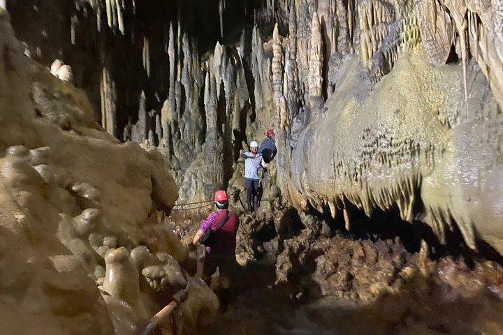 Full-Day Tour to the Rey Marcos Caves & Nature from Coban