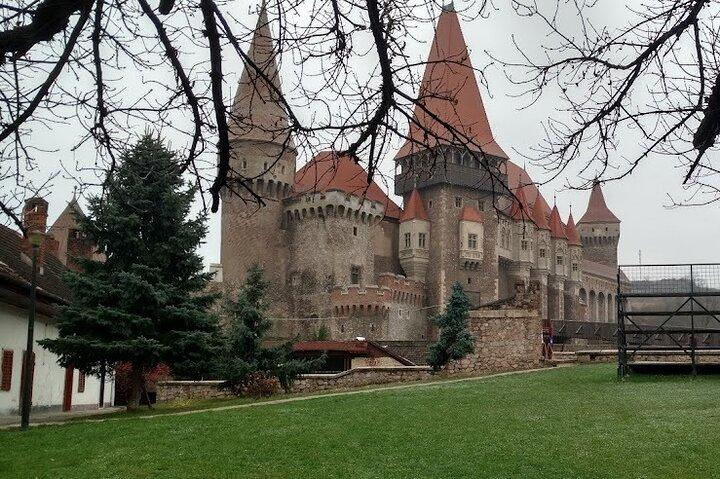 Discover Corvin Castle in Hunedoara and Deva Fortress