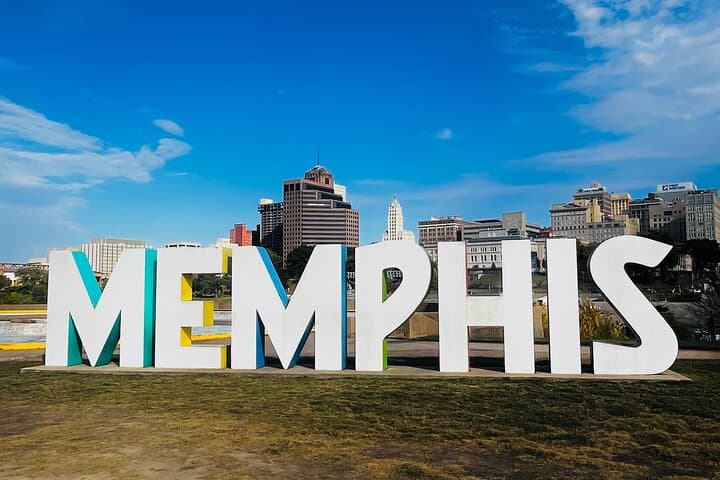 Private Nashville to Memphis Graceland Day Trip up to 7 Guests