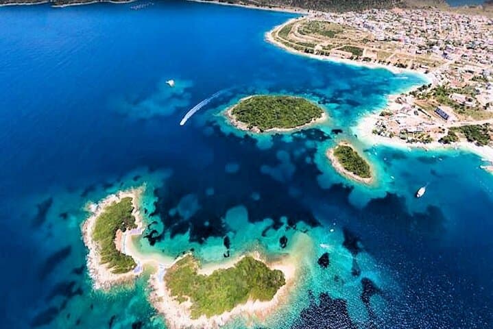 Ksamil Blue Eye and Saranda Day Tour from Tirana Durres Golem