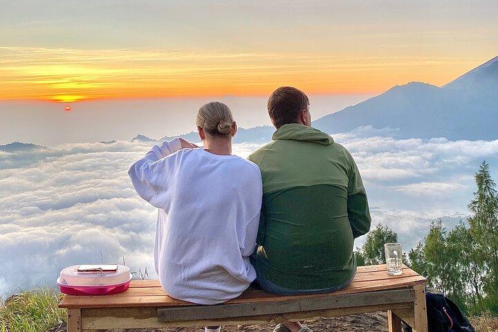Mount Batur Sunrise Hike, Breakfast & Hot Spring