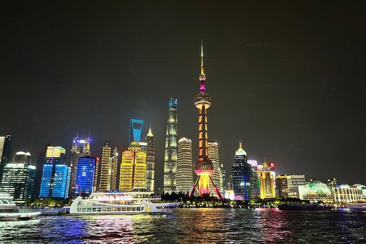 Huangpu River sightseeing Cruise Ticket from ShiliuPu Pier