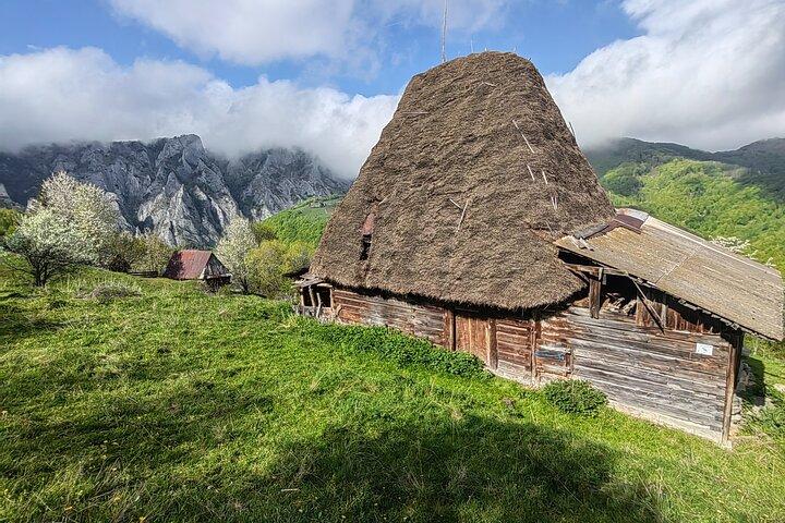 Cluj Napoca: Best hiking experience in Apuseni Mountains