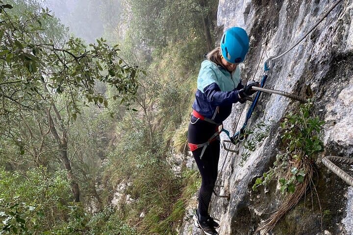 Experience to Via Ferrata in Cantabria