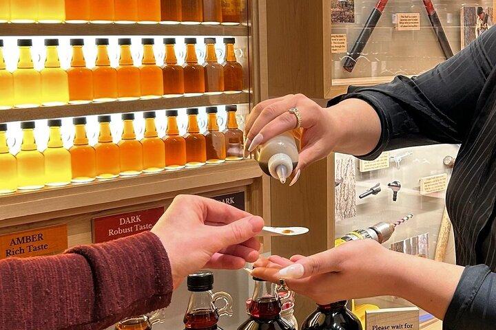 Niagara-on-the-Lake Guided Food Tour with Ice Wine & Poutine