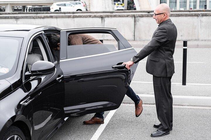 Lyon Airport Private Transfer – Meet & Greet Included