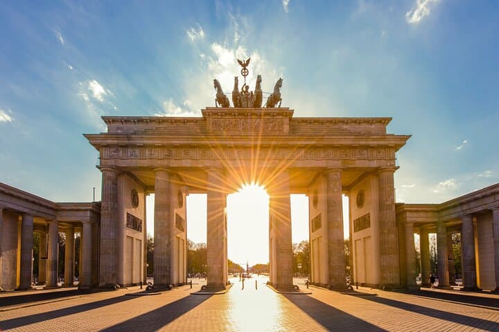 Berlin on Your Own - Deluxe Round Trip from Warnemünde Port