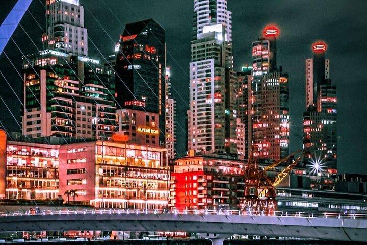 Night Experience in Buenos Aires with Local Guide