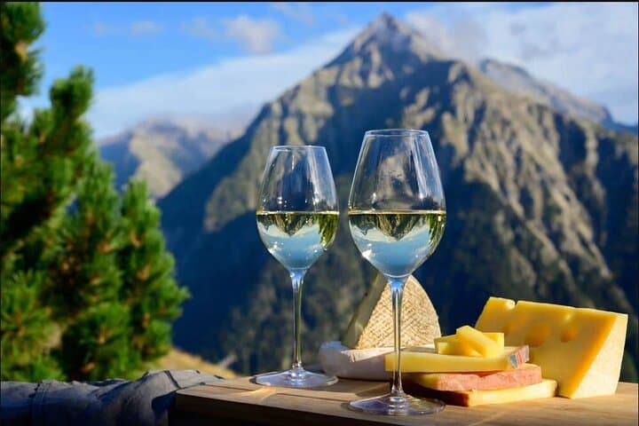 Discovery of Chamonix with French aperitif