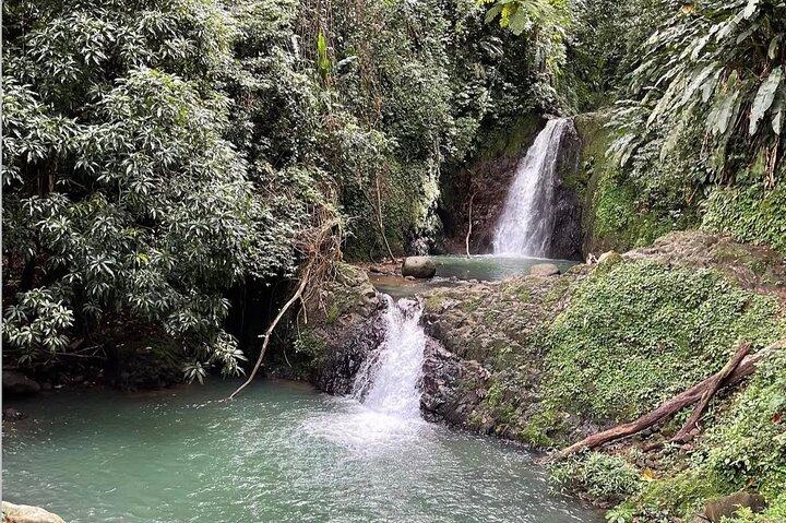 Skilla’s Luxury 24/7 Taxi & Tours Grenada