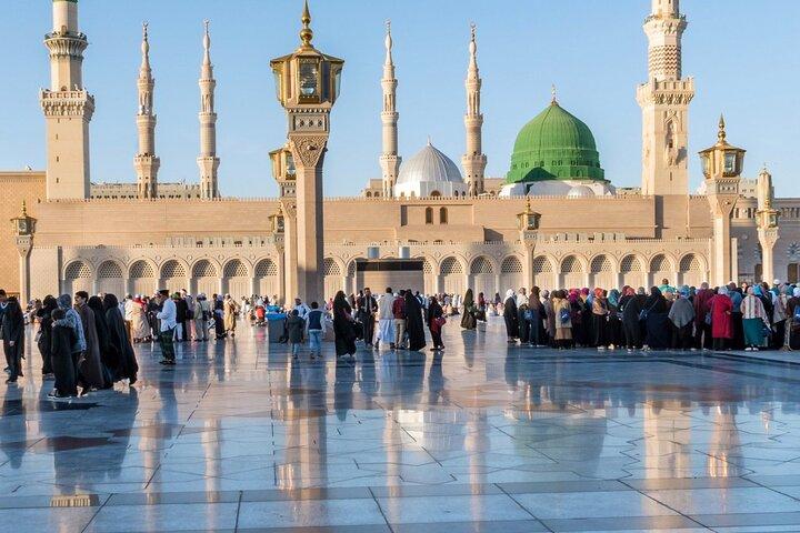 Transfers and Ziyarats| Madinah Airport Makkah and Jeddah Airport