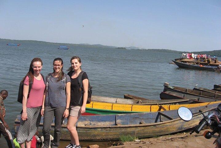 2-Hours Village Walk and Lake Victoria cruise from Kampala