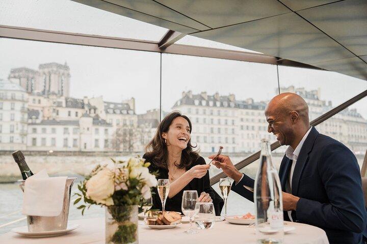 Bateaux Mouches Dinner Cruise on the Seine River in Paris