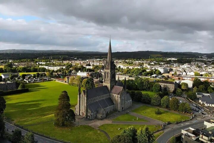 Galway to Killarney Scenic Transfer with Stops