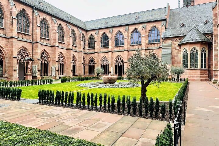 Mainz Old Town: A Self-Guided Walking Tour