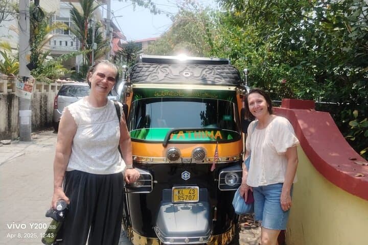 Fort Kochi Tuk-Tuk Sightseeing Tour with Local Guide