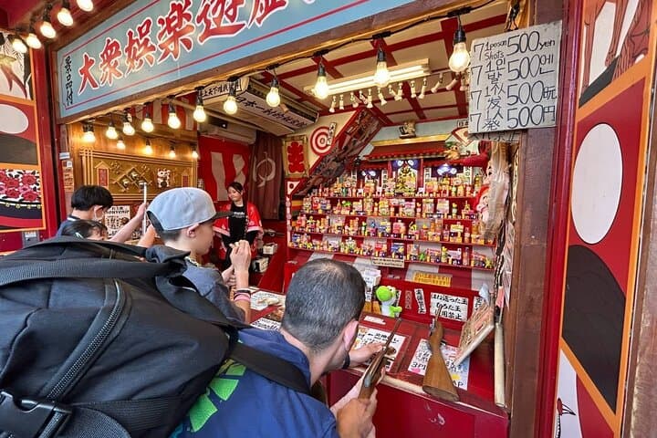 Osaka Retro Tour Free For kids and family friendly experience